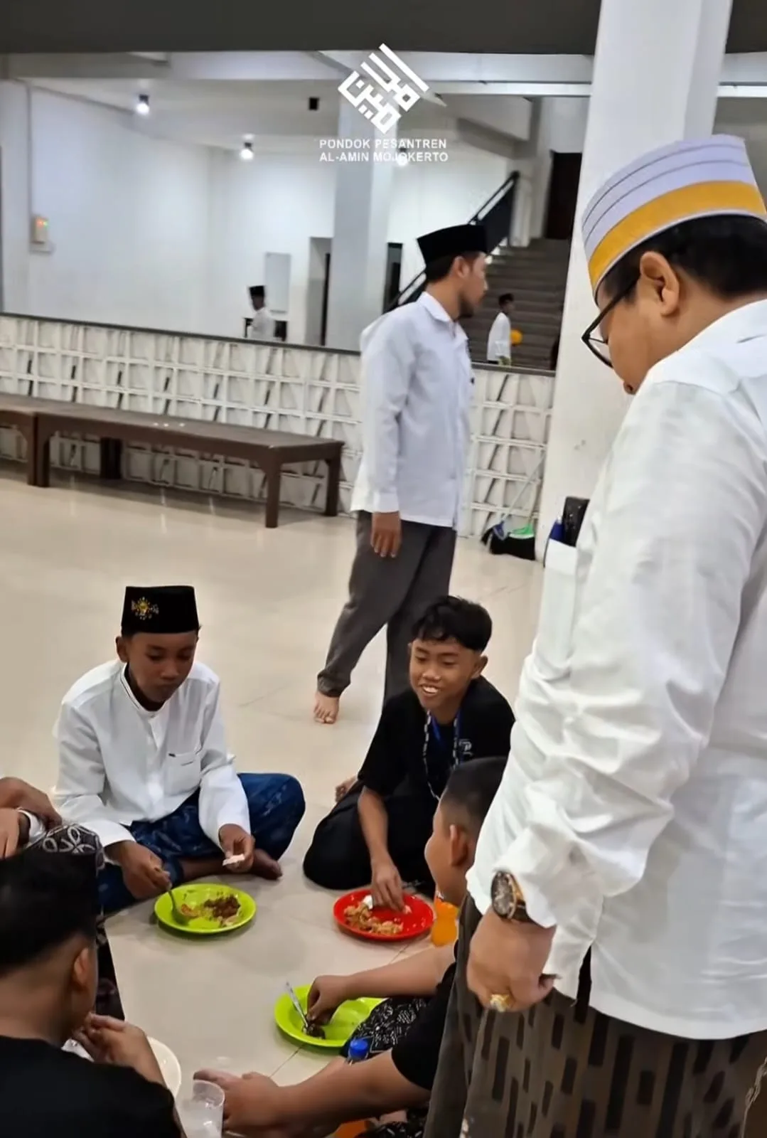 Pastikan Santri Baru Nyaman, Dewan Pengasuh Tinjau Langsung Asrama Putra