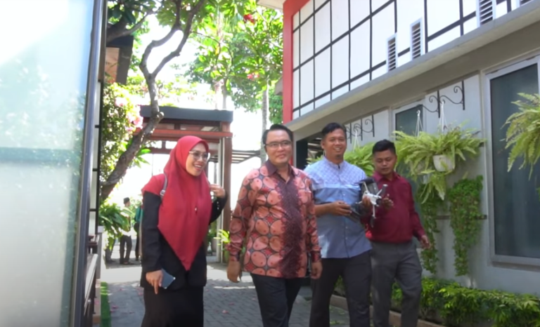 Language Department Pondok Pesantren Al-Amin Hadiri One Day Meeting dengan FEE Center Pare Kediri